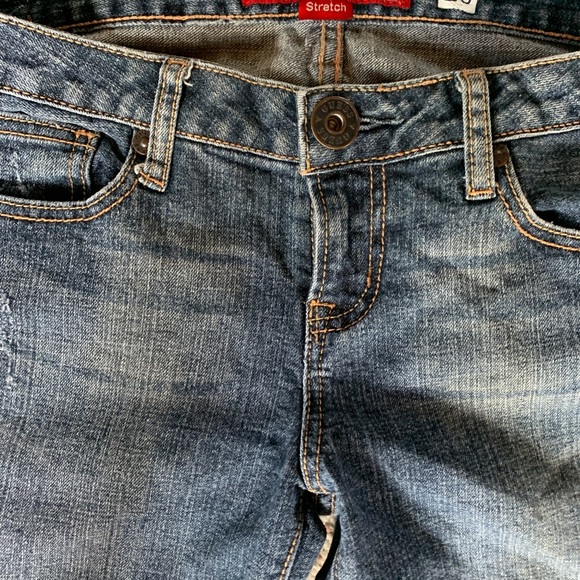 Women’s GUESS Blue Stretch Jeans - Picture 2 of 3